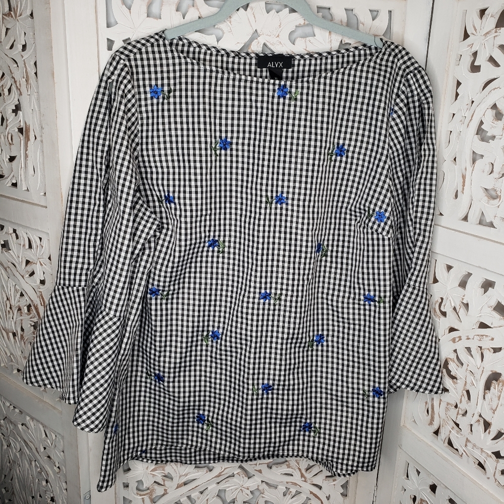 Alyx Gingham Blue Floral Embroider 3/4 Sleeve Top